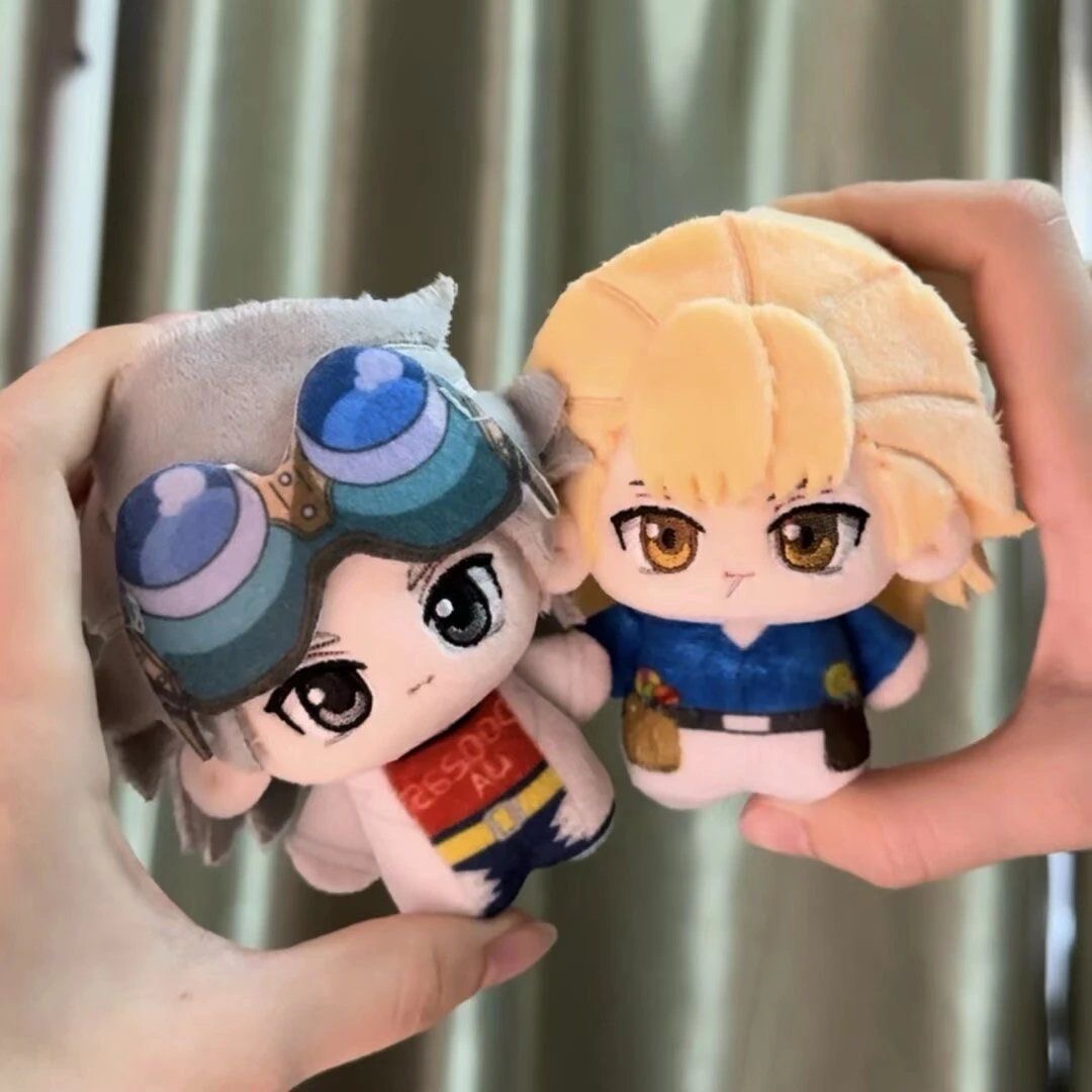 Cosplay Plushie Prop - ตุ๊กตาอนิเมะสแตนลีย์ สนайдер เซโน ฮิวสตัน วิงฟิลด์ ขนาด