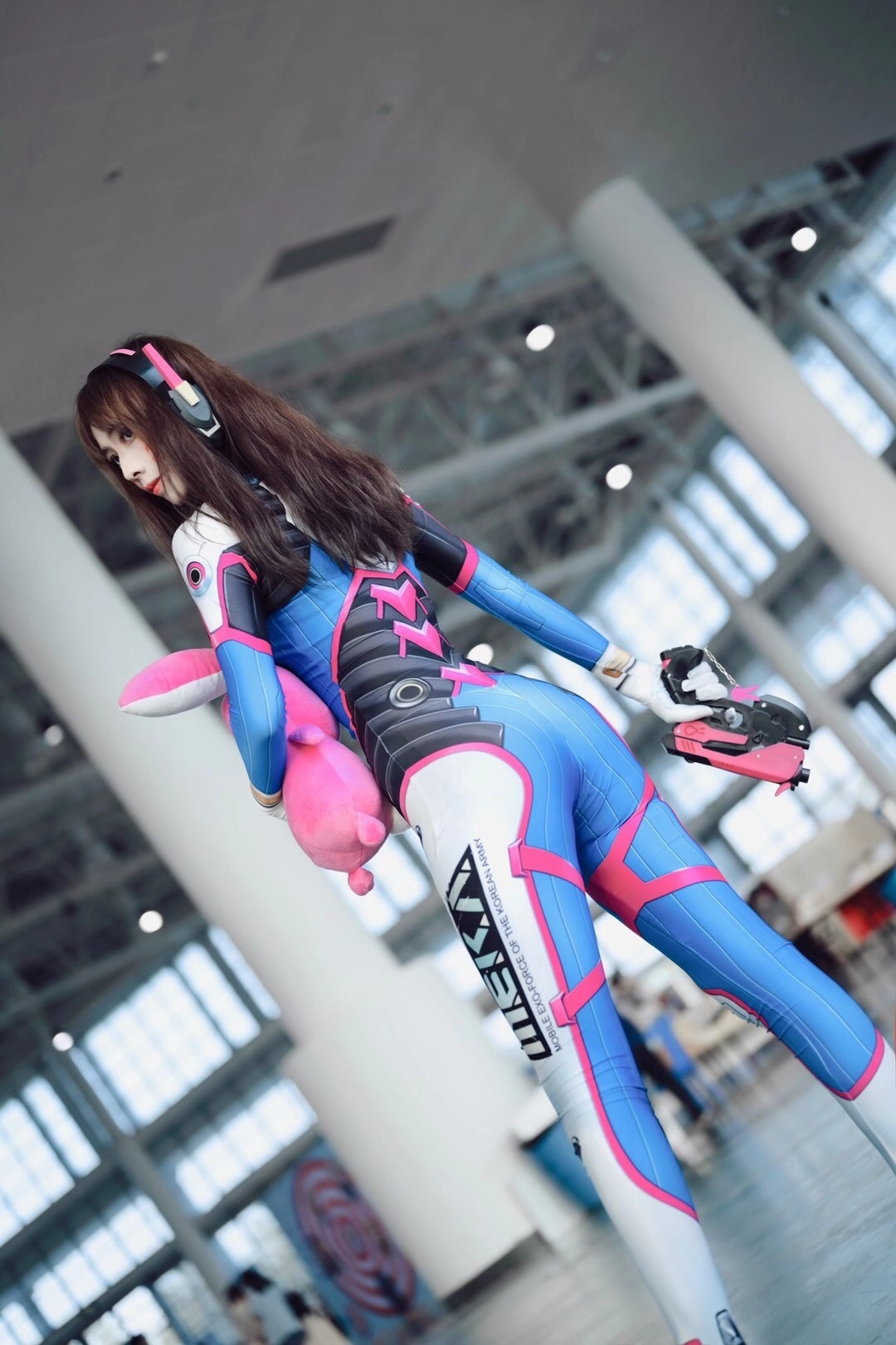 DVA หญิงชุดคอสเพลย์ซูเปอร์ฮีโร - Dva Cosplay Prop บทวิจารณ์และราคา