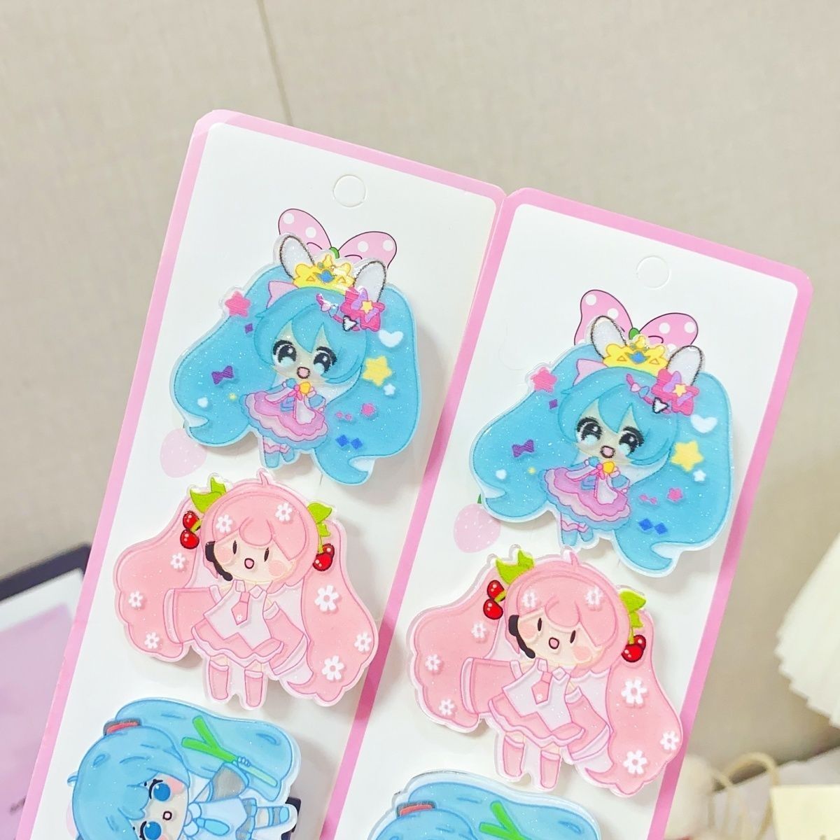 กิ๊บติดผมการ์ตูนฮัตสึเนะ มิกุ  - Cosplay Floating Prop บทวิจารณ์และราคา